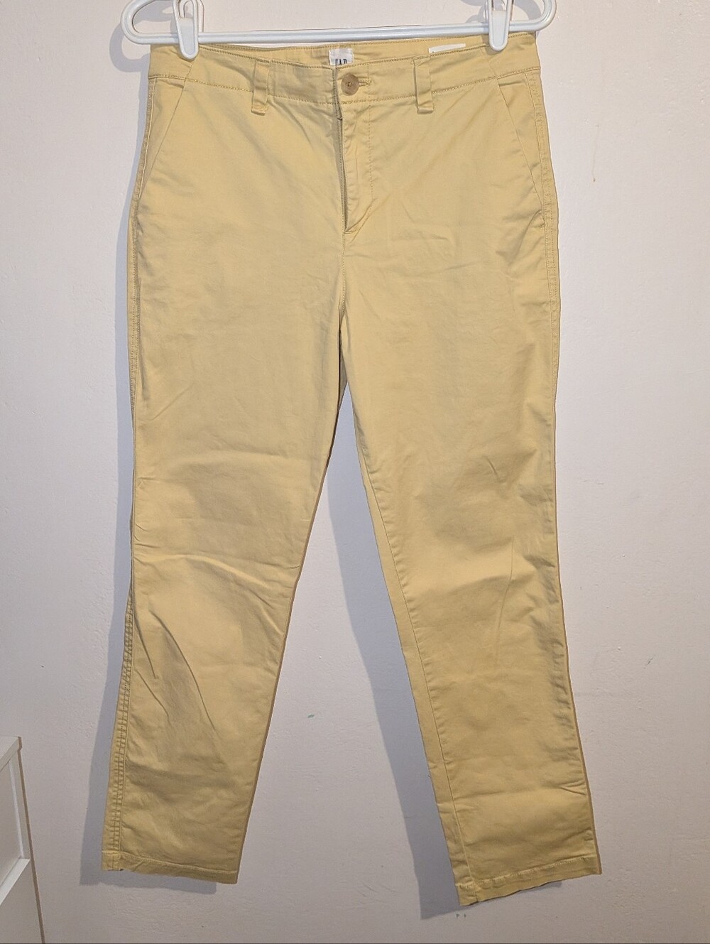 GAP Women's Light Yellow Chino Pants Size 4